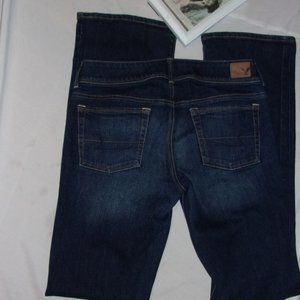 AEO size 8 x extra long blue jeans womens pants